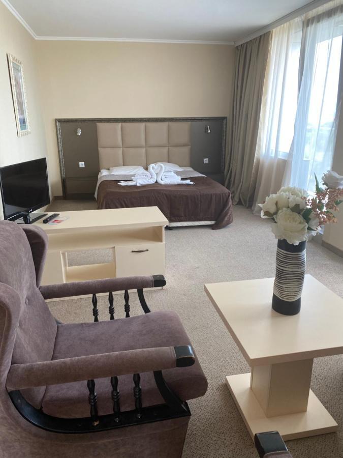 Kamenec Hotel Misivri Dış mekan fotoğraf
